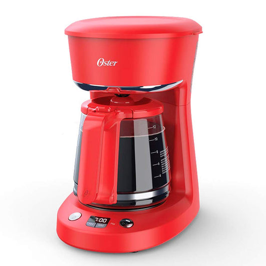Cafetera Oster roja sistema programable 12 tazas con reloj digital