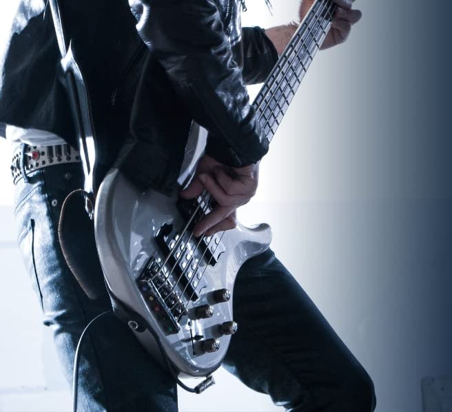 Yamaha TRBX305W Bajo de 5 Cuerdas