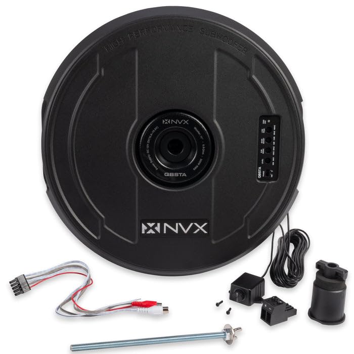 NVX QBSTA 900 W Max (300 W RMS) Subwoofer de 11 Pulgadas con Amplificador Incorporado y Control Remoto de Graves, Fácil de Instalar en Coches