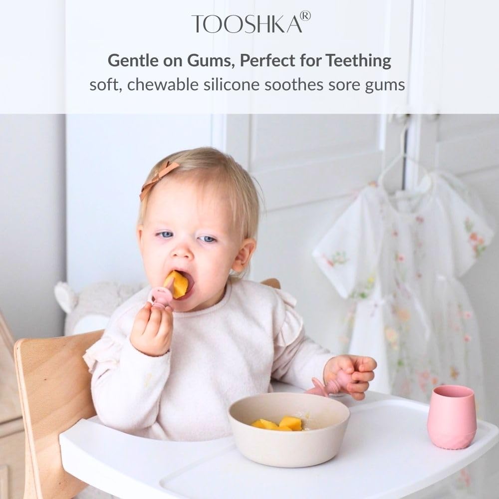 Tooshka - Juego de utensilios para bebés y tazas pequeñas, fácil alimentación para niños pequeños de 6 meses de edad, cubiertos de silicona sin BPA, esencial para destete LED para bebés (rosa sucia)
