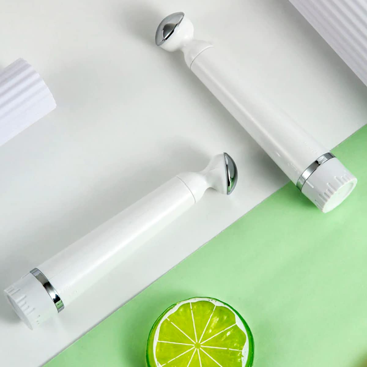 Masajeador Anti-arrugas Eléctrico Para Ojos Reafirmante Ojos, Antiarrugas eléctrico Masajeador de Ojos por vibración, Círculos Oscuros Anti envejecimiento, Masajeador de Ojos Antiarrugas, Portátil, Cuidado de los Ojos