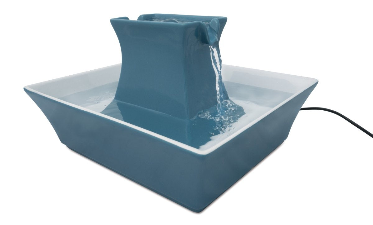 Fuente para Mascotas PetSafe Drinkwell Pagoda Azul con Múltiples Ángulos para Beber y Filtros Incluidos para Perros