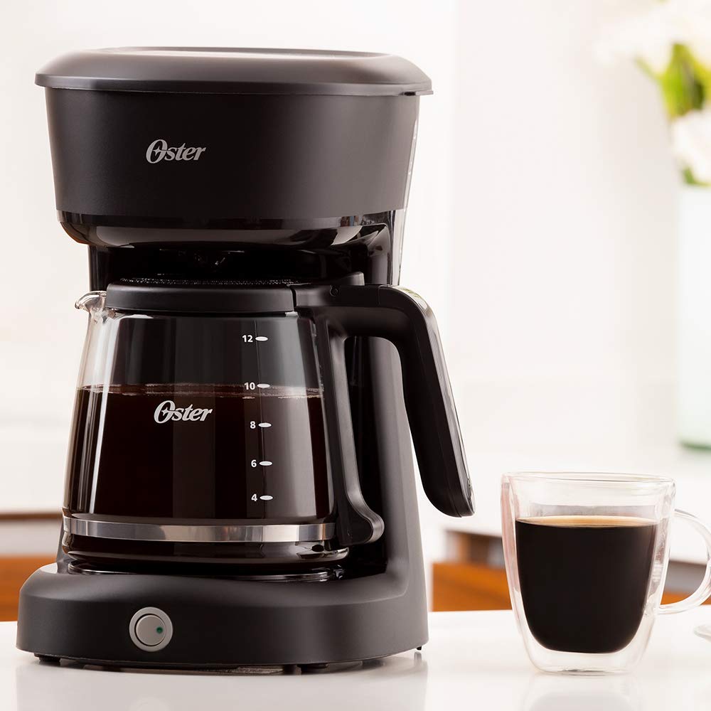 Cafetera Oster Negra 12 Tazas Sistema de Switch BVSTDCS12B013