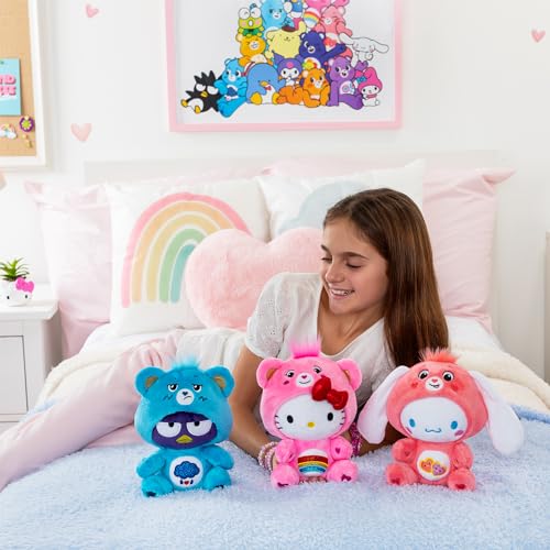 Care Bears Badtz-Maru Muñeco de Peluche Vestido de Oso Gruñón de 23 cm, Azul, Suave y abrazable, Apto para niñas y niños, empleados, coleccionistas, a Partir de los 4 años de Edad