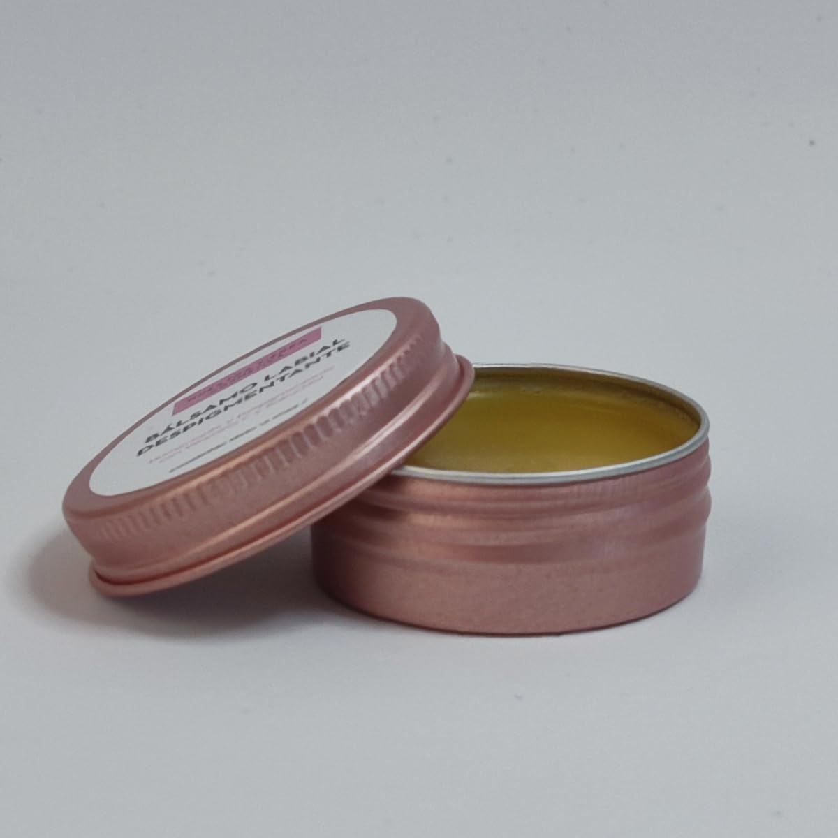 Bálsamo labial despigmentante con Vit. C estable