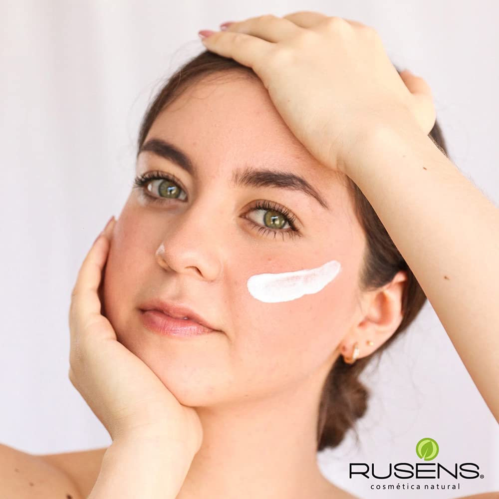 Protector Solar Facial Rusens Biodegradable FPS 50 Consistencia Ligera y Efecto Mate Sin Efecto Graso
