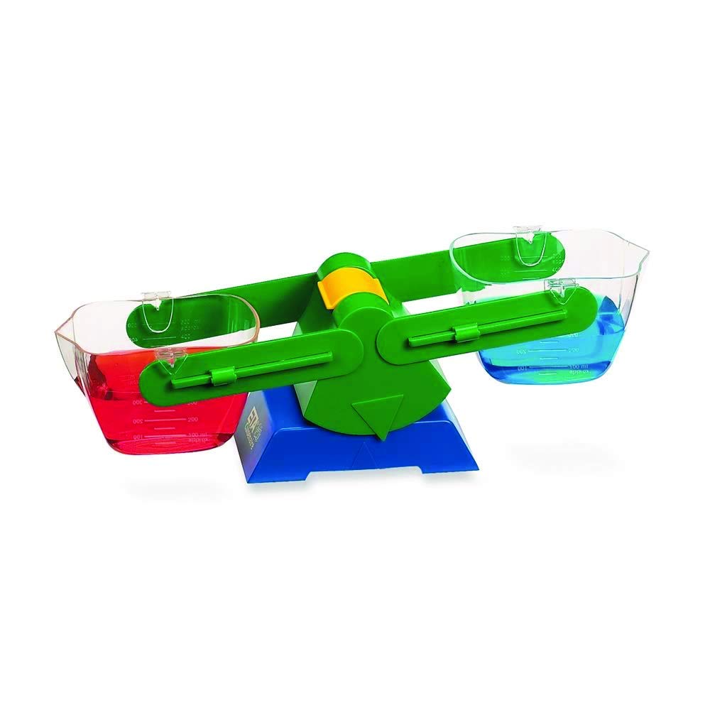 hand2mind Balanza de plástico para niños de 5 a 8 años, Forma práctica de Aprender sobre el Peso y la medición, 2 Cubos Transparentes de 1/2 litro con boquillas para Verter fácilmente (Juego de 1)