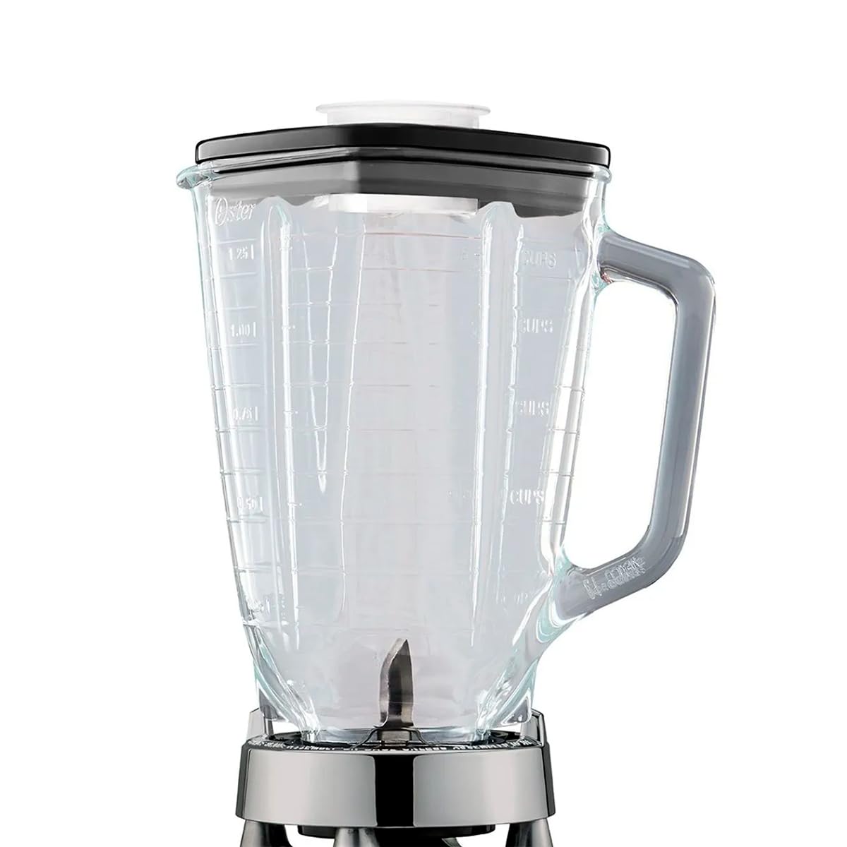 Licuadora Clásica Oster Plateada con Vaso de Vidrio 1.25 L y Cuchilla Trituradora de Hielo