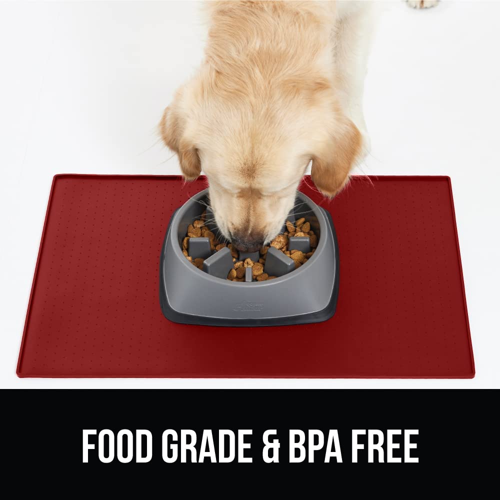 Gorilla Grip 100% Impermeable con Borde Elevado, Alfombrilla de alimentación de Silicona para Mascotas, sin BPA, Las Alfombrillas para Comida para Perros y Gatos contienen derrames, 18.5x11.5 Red