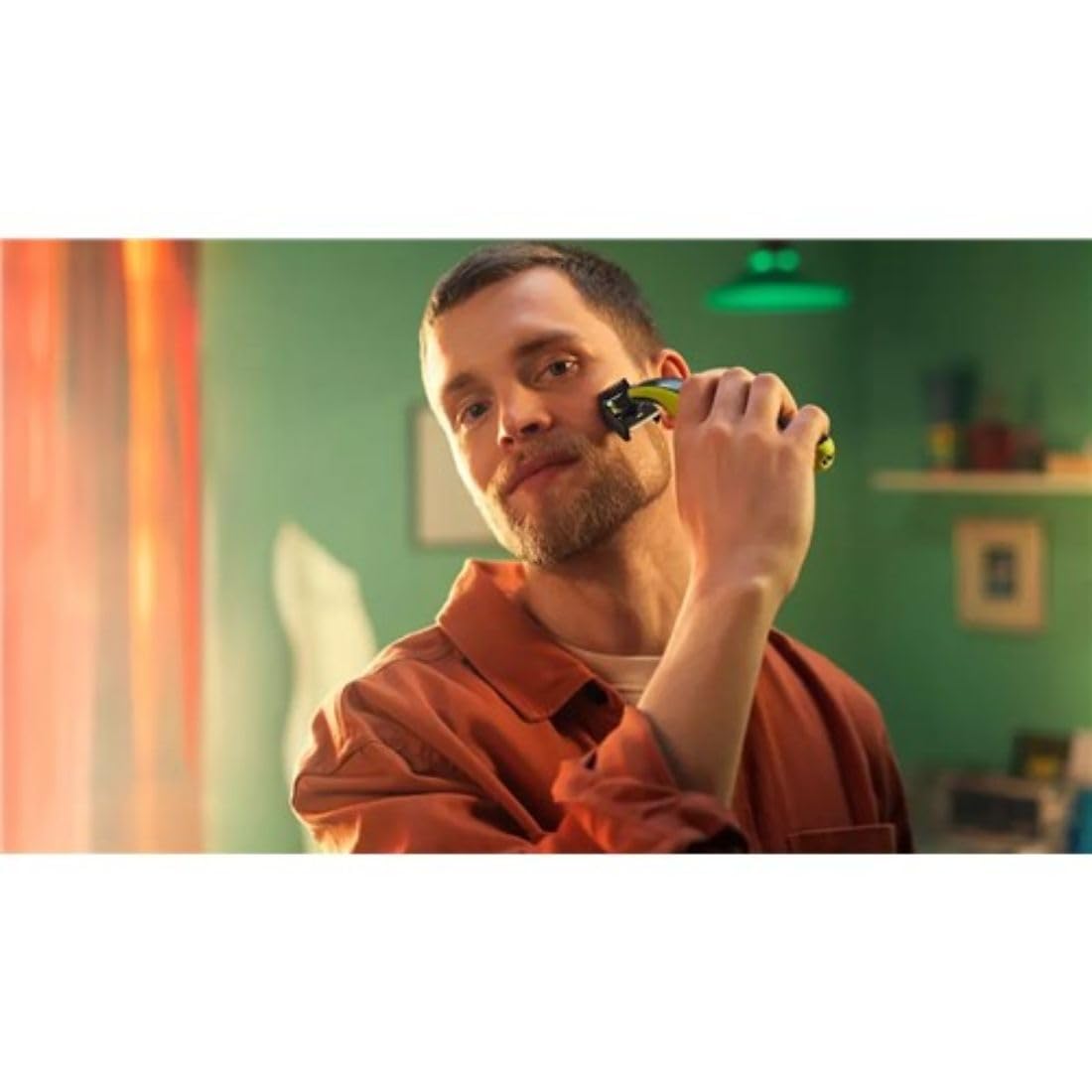 Philips Norelco QP2724/70 OneBlade Recortadora eléctrica con sistema de doble protección, peine ajustable 5 en 1 e innovadora cuchilla 360