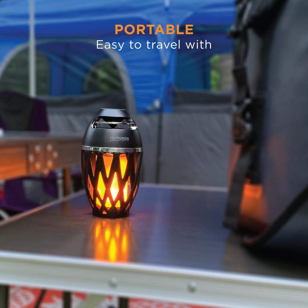 Limitless Innovations TikiTunes - Altavoz inalámbrico Bluetooth portátil (Paquete) con Poste Ajustable de 40 Pulgadas y estaca de Tierra, Color Negro