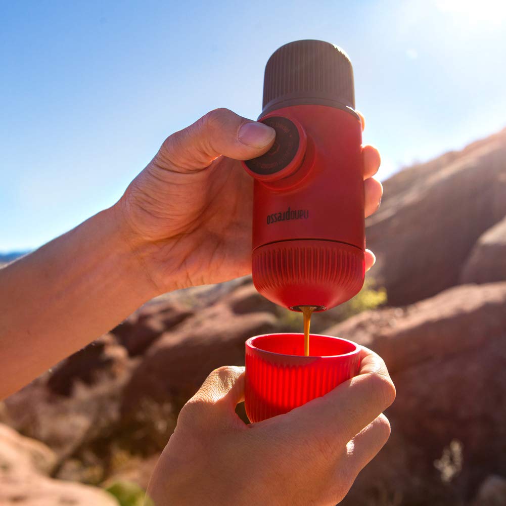 Cafetera Manual Portátil Wacaco Nanopresso Rojo Patrol para Viaje y Camping
