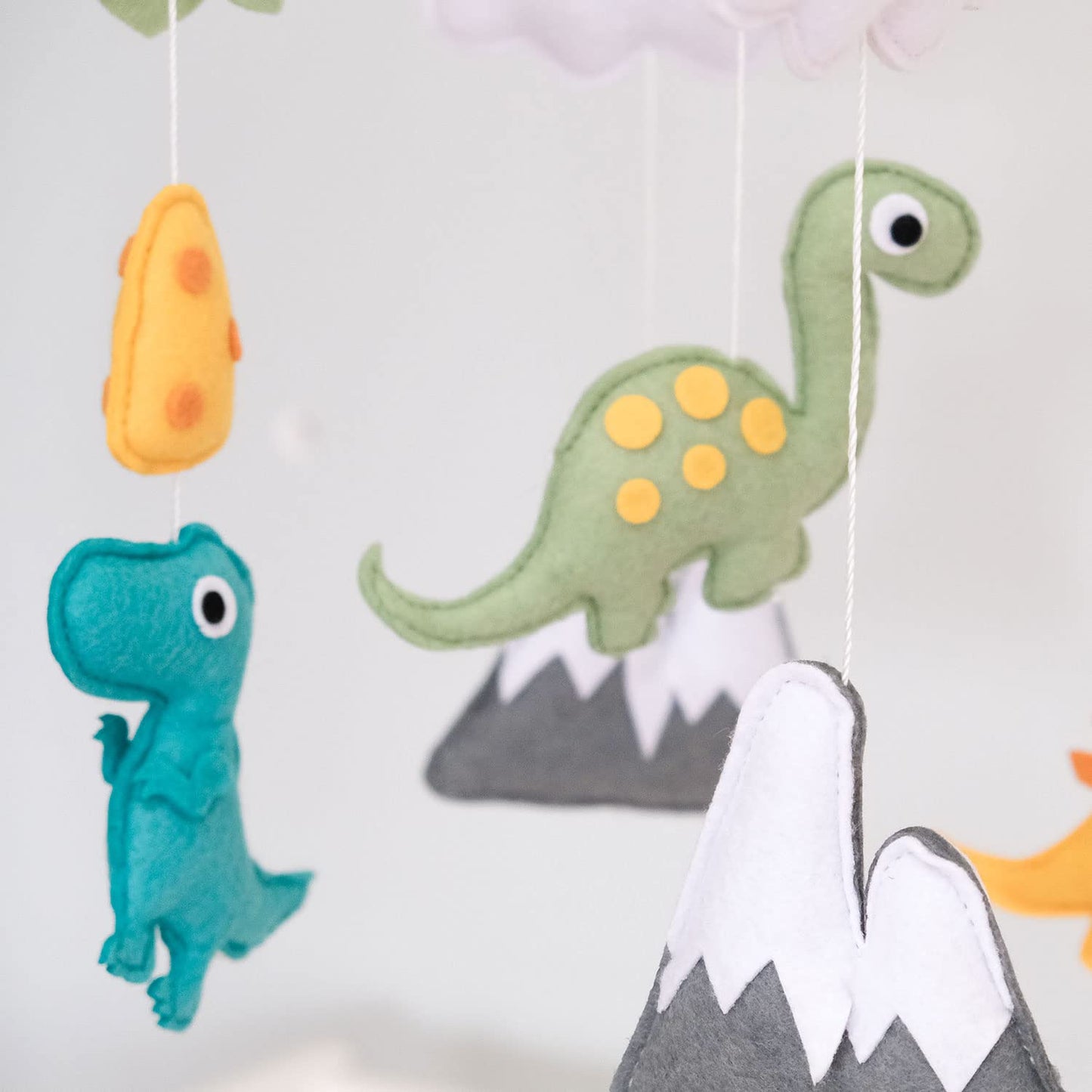 Móvil de Cuna de Dinosaurio Vlokup, Móvil de Cuna Dino, Decoración Neutral de Móvil para Guarda-Play, para Bebé Niño y Niña