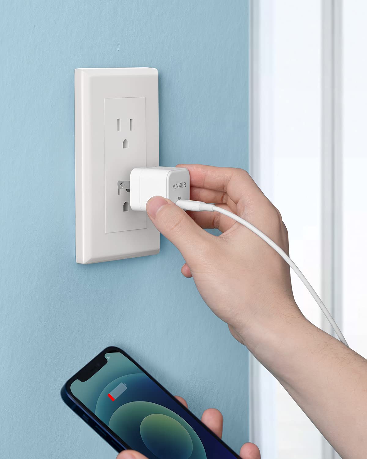 Anker Cargador USB C, Cargador rápido de 20 W con Enchufe Plegable, PowerPort III de 20 W para iPhone 14/14 Plus/14 Pro/14 Pro Max/13, Galaxy, Pixel 4/3, iPad/iPad Mini y más (Cable no Incluido)