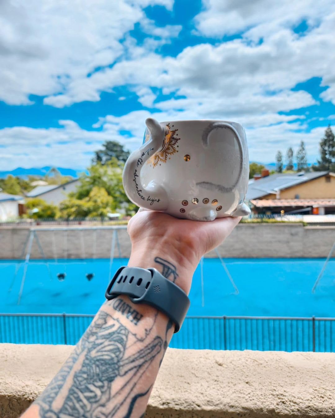 Tazas de Cerámica Blanca con Diseño de Elefante Hechas a Mano 550 ml