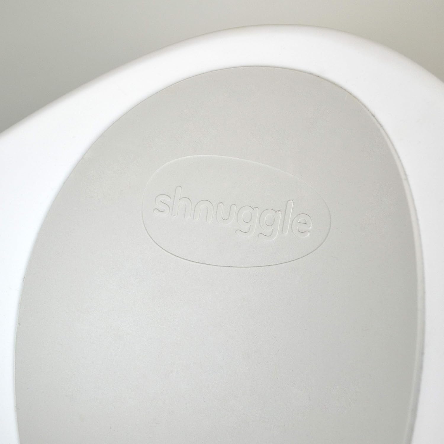 Tina Shnuggle blanco y gris para bebé de 0-12 meses