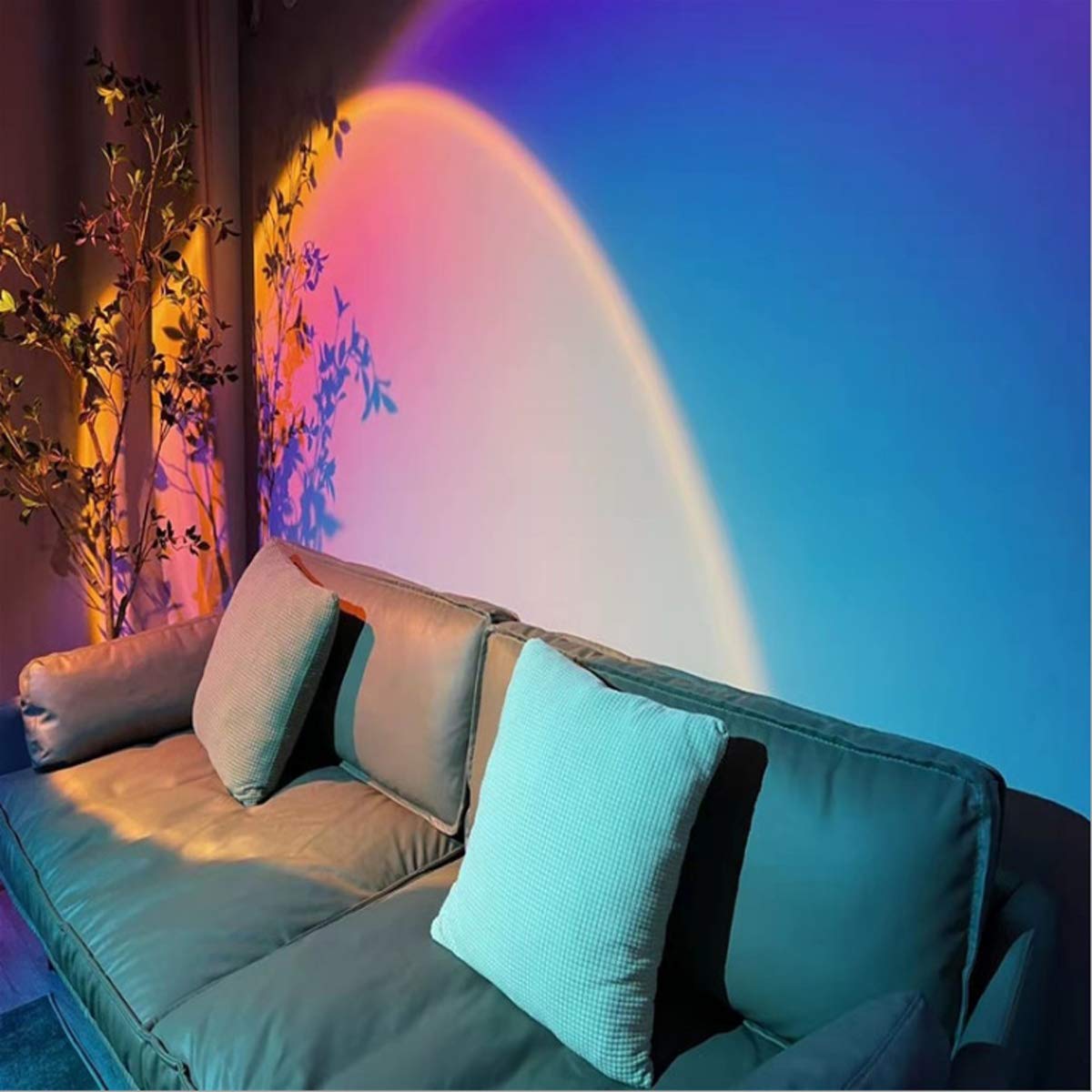 Balkwan Lámpara de puesta de sol con rotación de proyección, arco iris, luz LED romántica, luz roja con USB moderno soporte de piso para sala de estar y recámara (púrpura arcoiris)