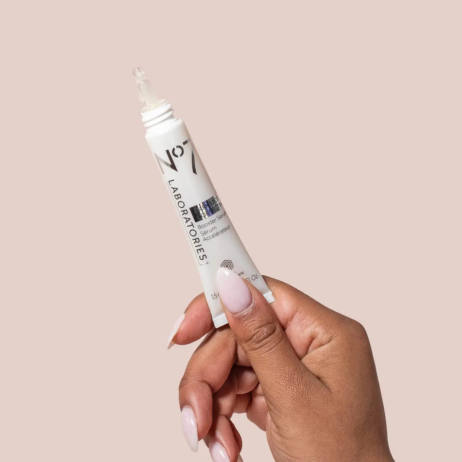 Boots No7 Lift & Luminate Concentrated Dark Spot Serum