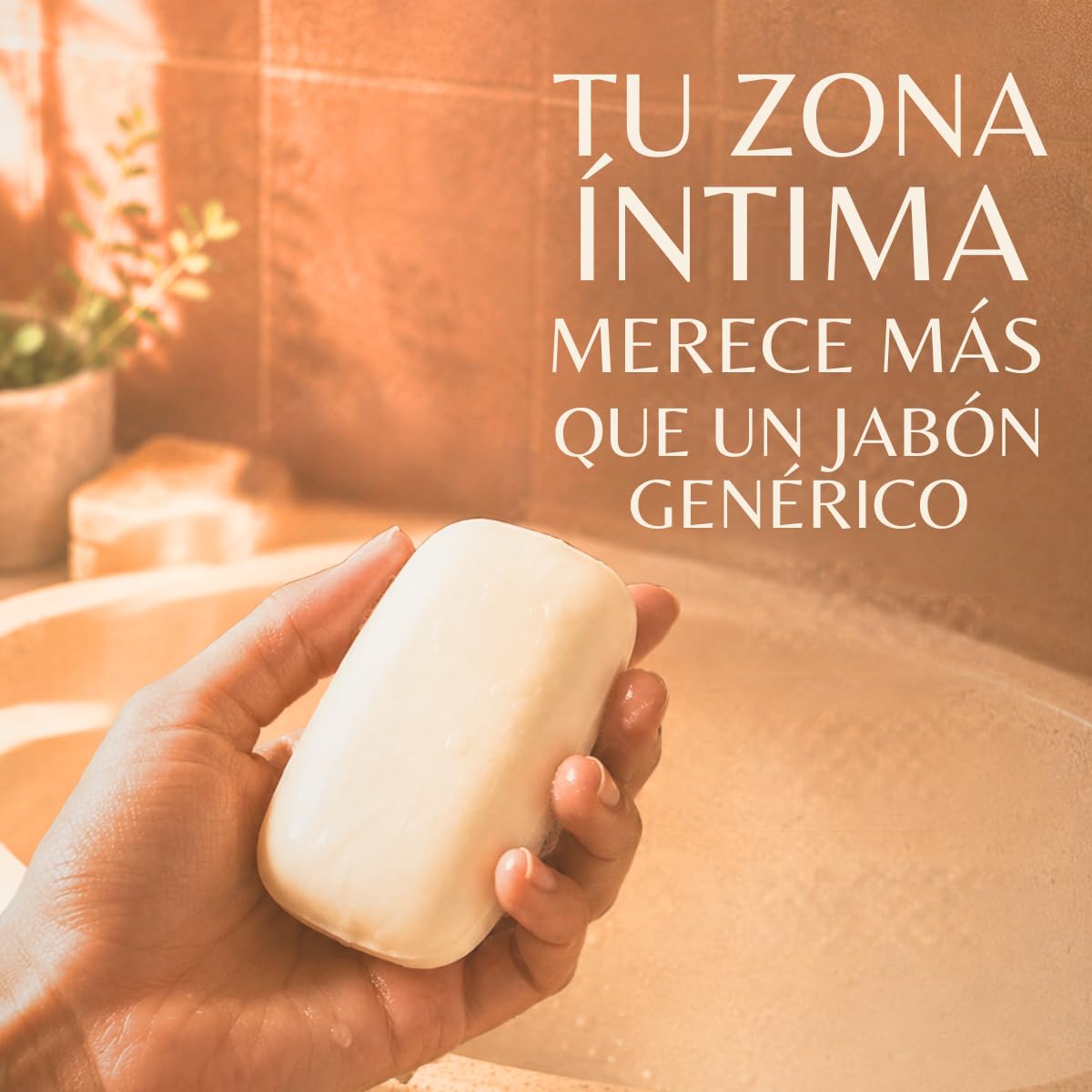 Jabón Íntimo Para Mujer - Beauty Freedom Pure Essence Woman 250ml - Con Tea Tree, Aloe Vera, Clorofila Y Vitamina E - Limpieza y Frescura - Con Aceite De Lavanda, Manzanilla Y Malvavisco