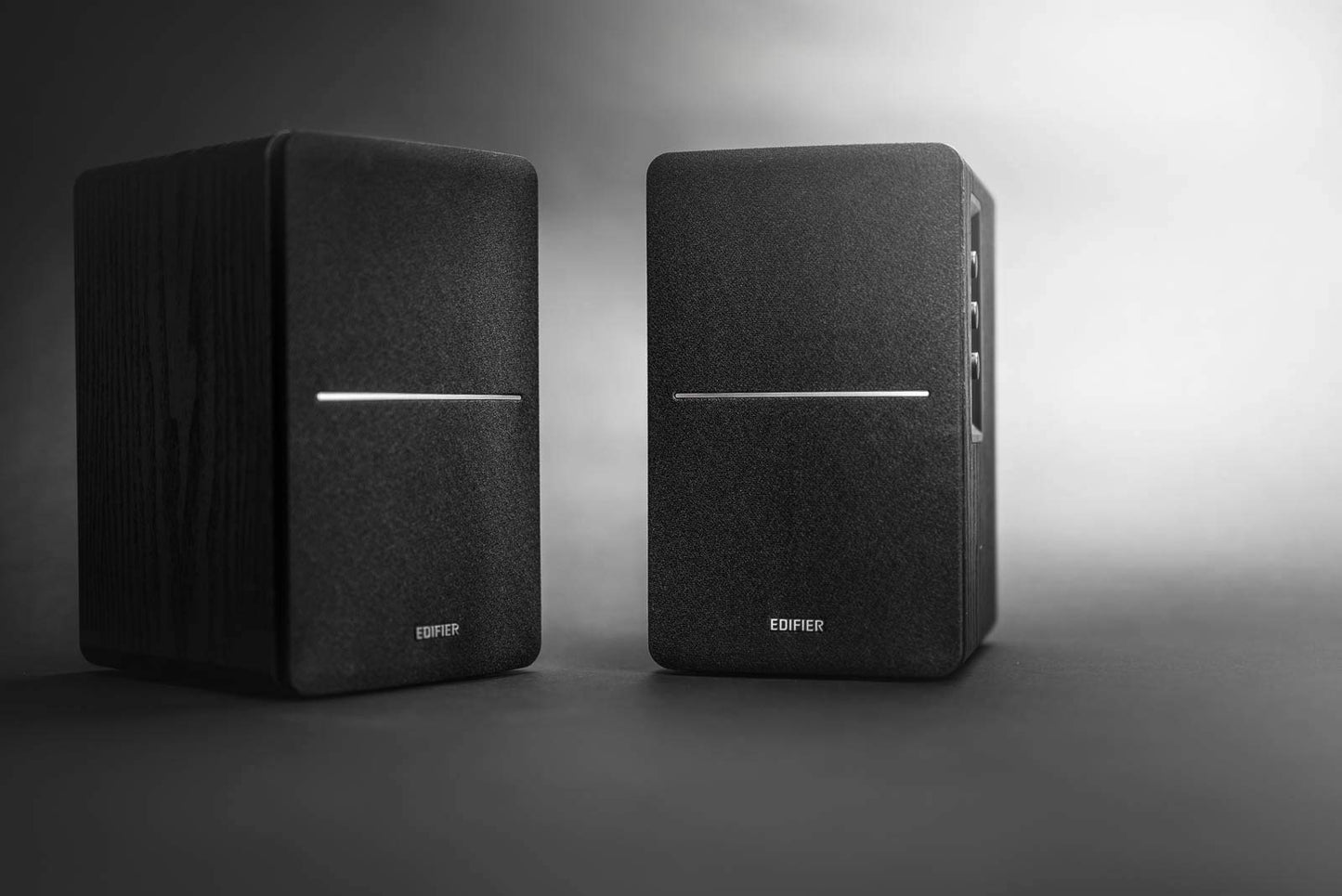 Edifier R1280DB Altavoces de estantería Activos Bluetooth - Entrada óptica - Monitores de Estudio inalámbricos - Monitores Activos de Campo cercano de 4 Pulgadas - 42 vatios de RMS - Color Negro