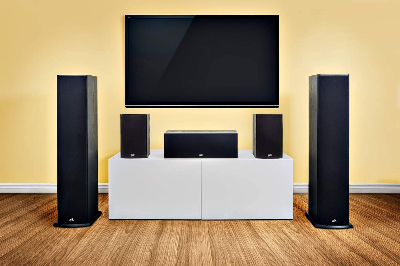 Bocinas de Estante Polk Audio Negro T15
