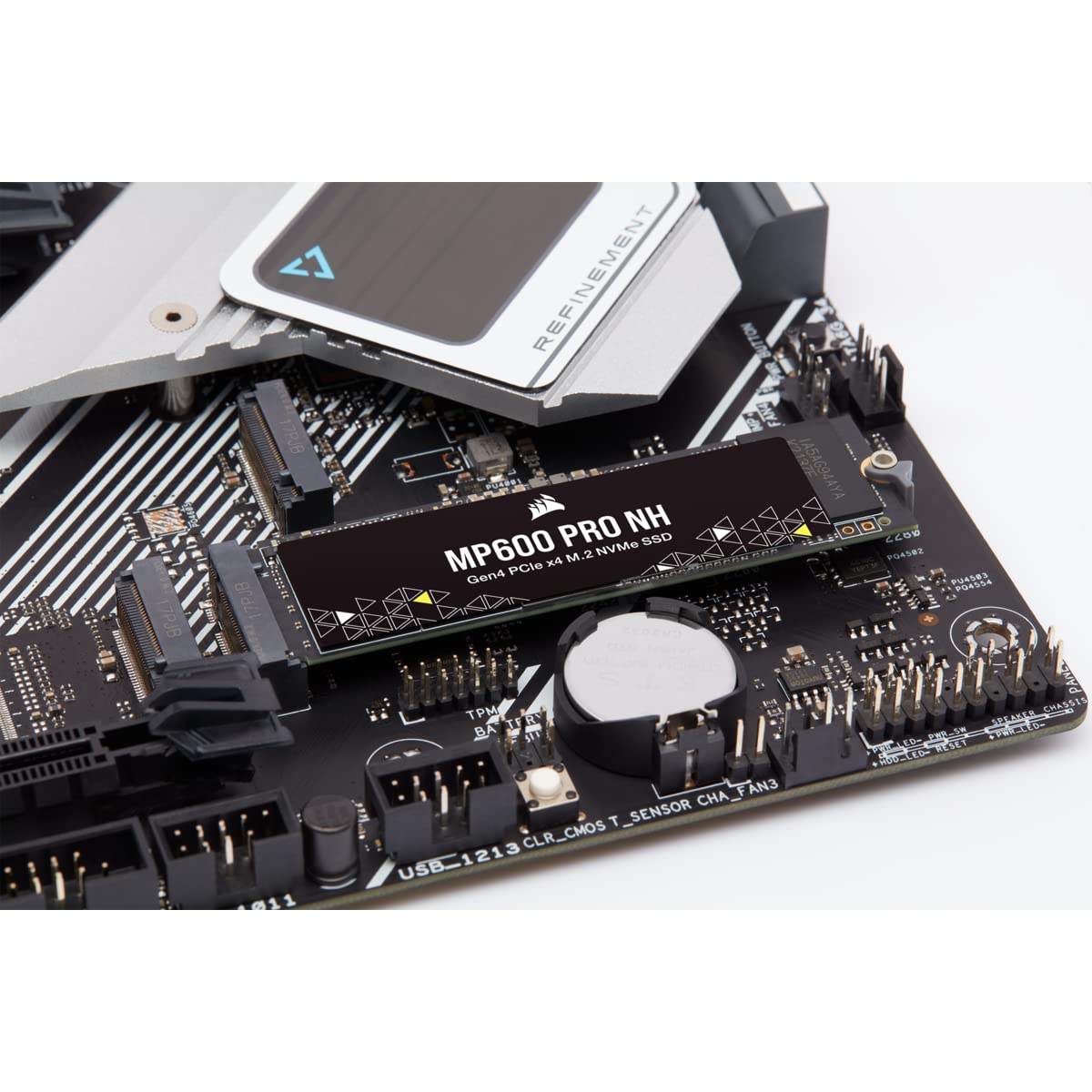 Corsair MP600 Pro NH 4TB PCIe Gen4 x4 NVMe M.2 SSD – Alta Densidad TLC NAND – M.2 2280 – Compatible con DirectStorage – hasta 7.000 MB/seg – Sin disipador de Calor – Negro