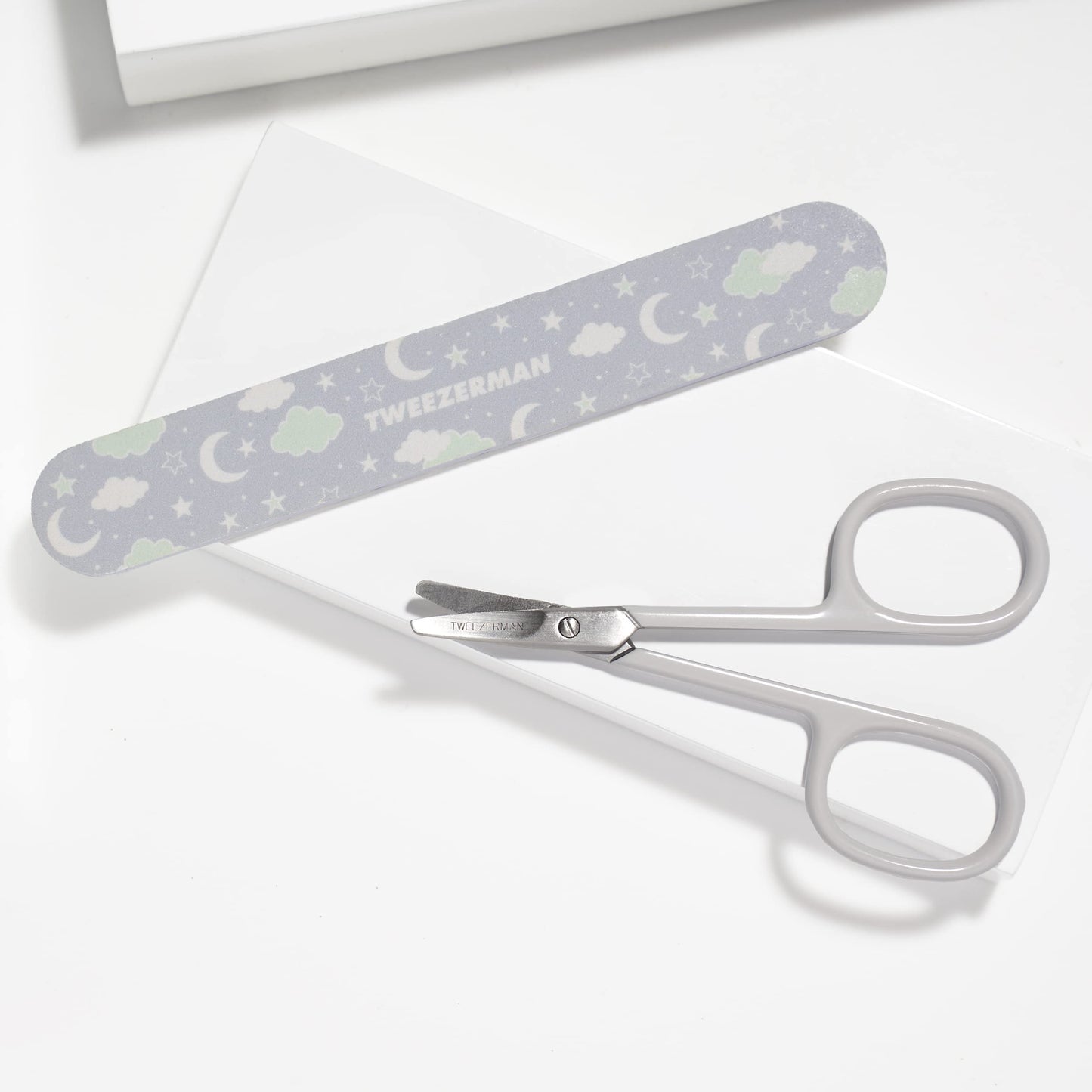 Tijeras para Uñas de Bebé Tweezerman con Lima de Osito (Surtidas)