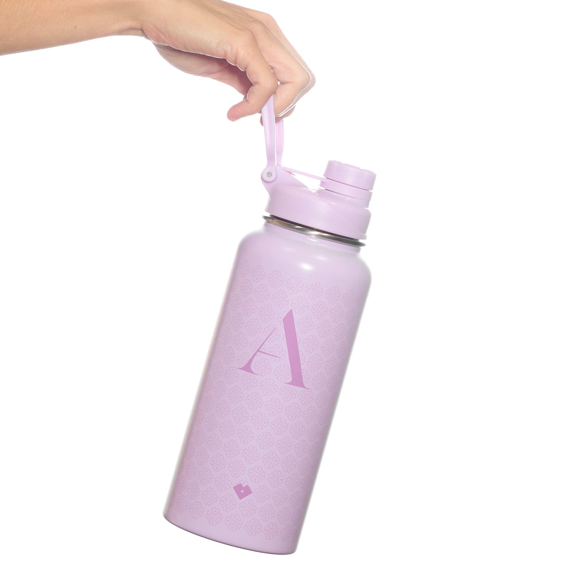LuckyLy Termo de Acero Inoxidable con Iniciales 1 Litro, Doble Aislamiento Térmico y Tapa Hermética Antigoteo, Botella de Agua Motivacional ideal como Regalos para Mujer y Mamá – Modelo Terry, Letra V