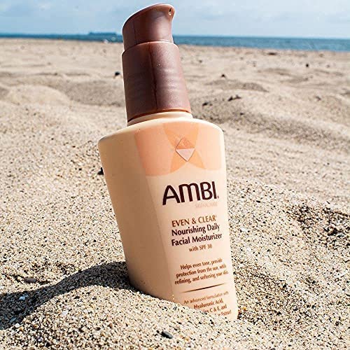 Hidratante Facial Diario Ambi Even & Clear con SPF 30, Ácido Hialurónico y Aloe - Equilibrio del Tono de Piel y Protección Solar - 3.5 Onzas.