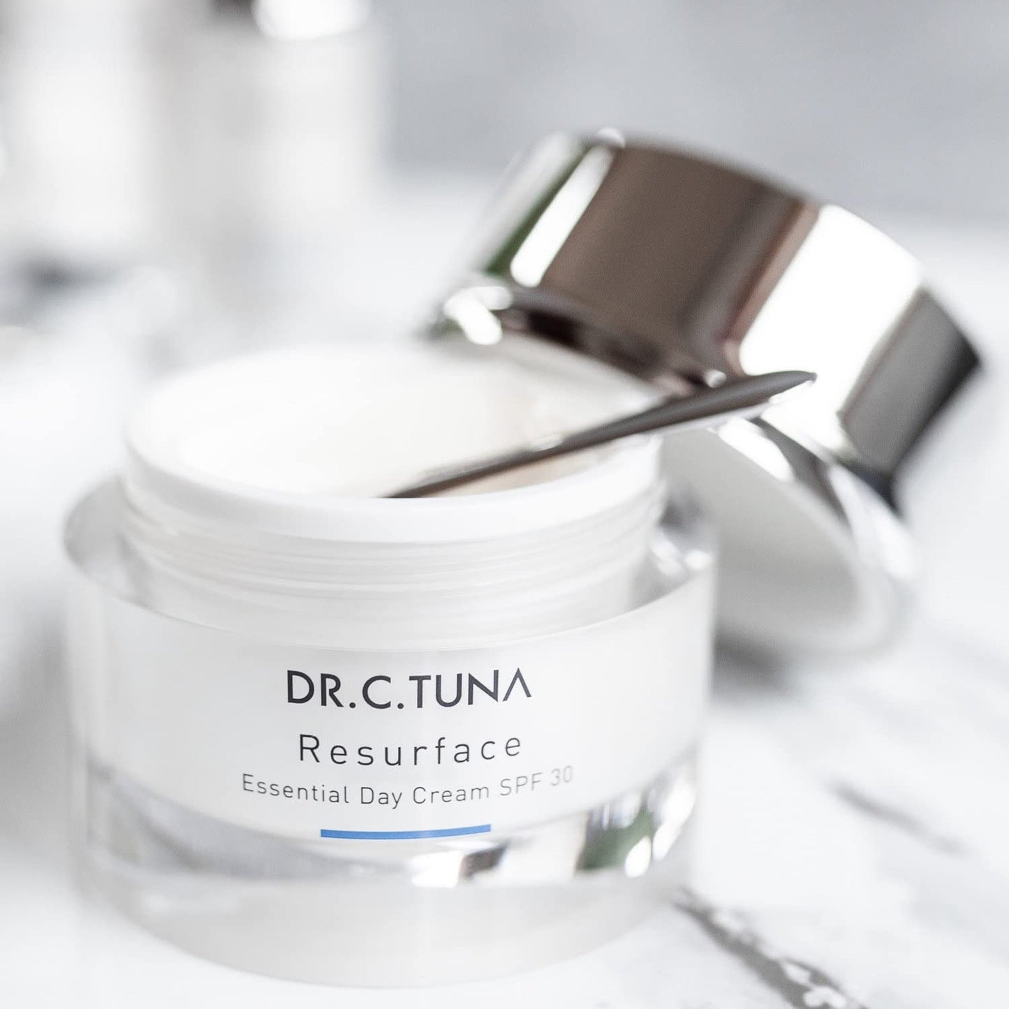 Crema de Día Resurface Farmasi Esencial 50ml