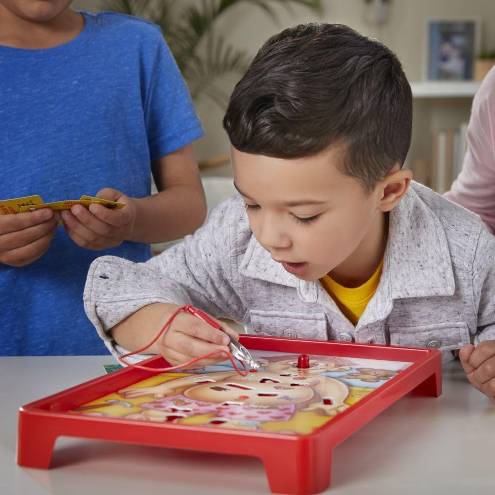 Hasbro Gaming, Operando Clásico, Juego de Mesa, Incluye 1 Tablero, 1 Pinzas y 13 Piezas Divertidas para Niños y Niñas de 6+ Años para 1 o más Jugadores, No Incluye Baterías