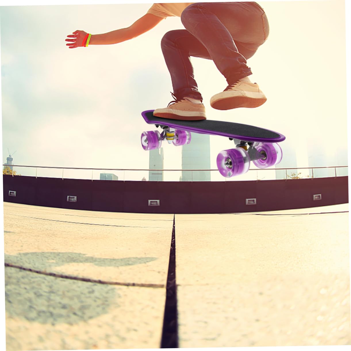 INOOMP - Monopatín esmerilado pequeño para peces retro, para adolescentes, principiantes, mini longboard, para exteriores, completos, juguetes flash, placa deslizante, color morado, para niños,