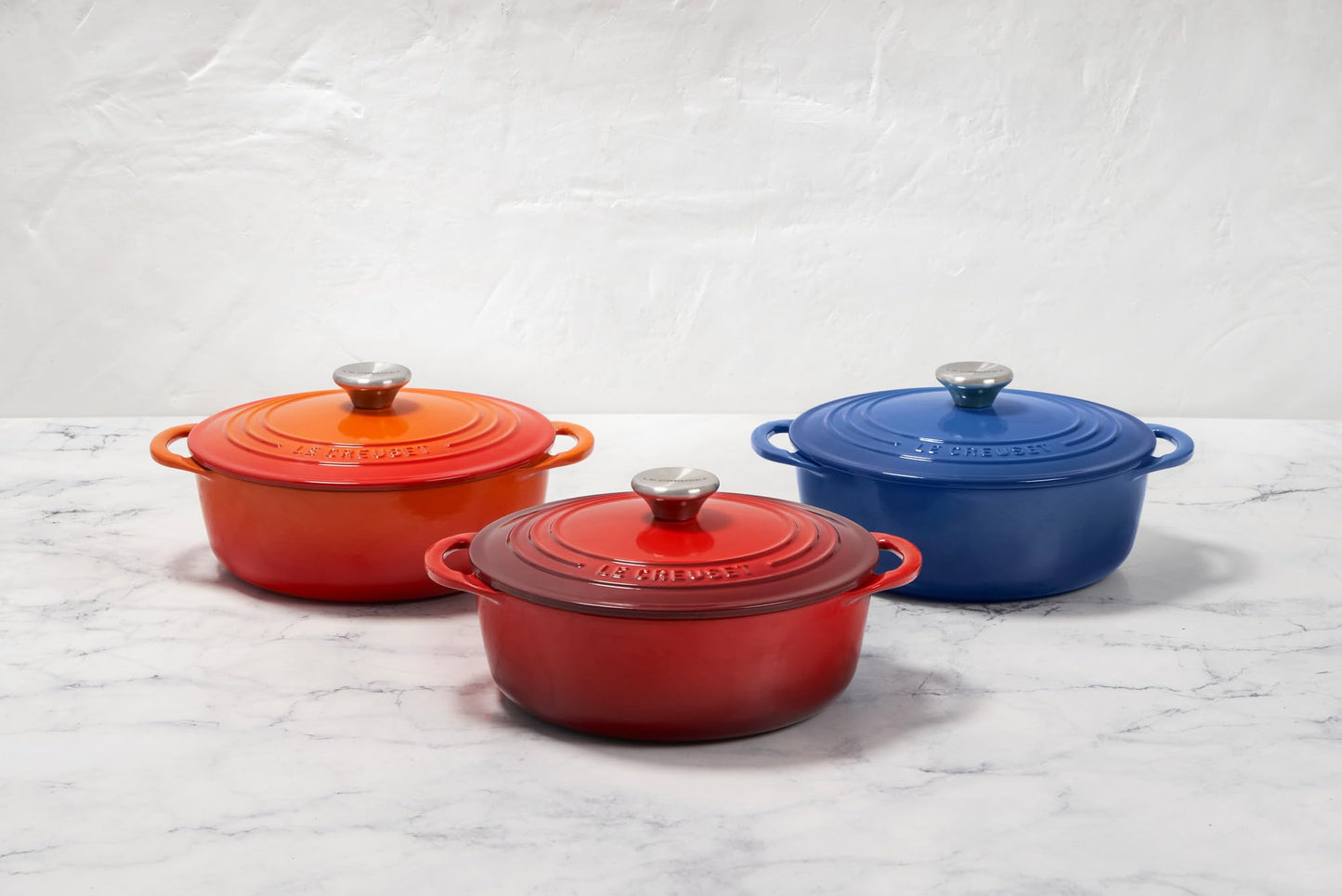 Le Creuset Horno redondo poco profundo de hierro fundido esmaltado, 2.75 cuartos de galón, blanco