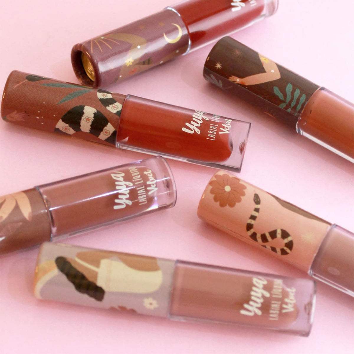 Republic Cosmetics Yuya Set de Edición Limitada con 6 Labiales Velvet de Larga Duración