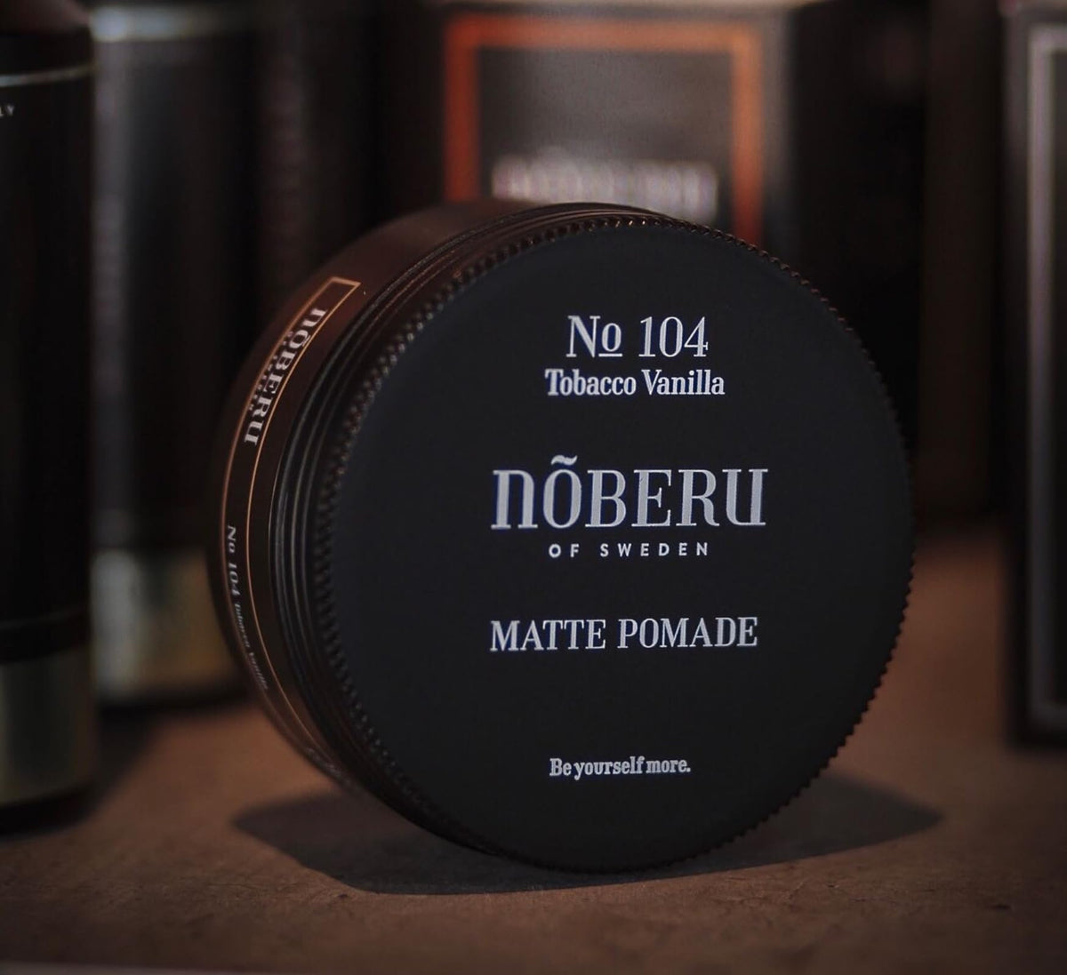 NOBERU OF SWEDEN MATTE POMADE Nº 104 Tabaco Vainilla 80ml
