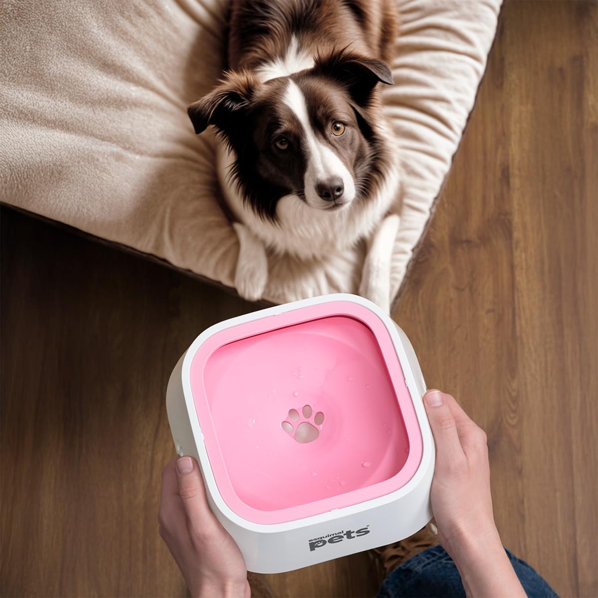 Plato Antisalpicaduras ESQUIMAL Rosa Blanco 1.5 LTS Dispensador de Agua para Perro
