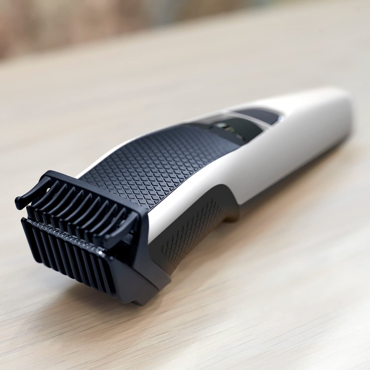 Barbero Philips Beardtrimmer Series 3000 Lift & Trim 10 Posiciones