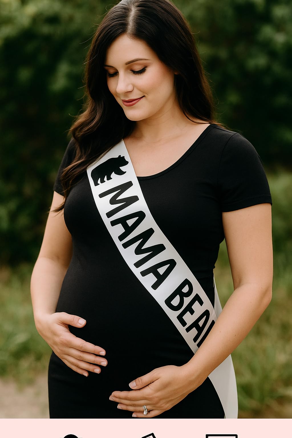Amy's Bubbling Boutique, Banda para baby shower y papá para ser de color blanco y negro con pin de diamantes de imitación, Banda de satén y pin de diamantes de imitación cartulina y cinta de grogrén