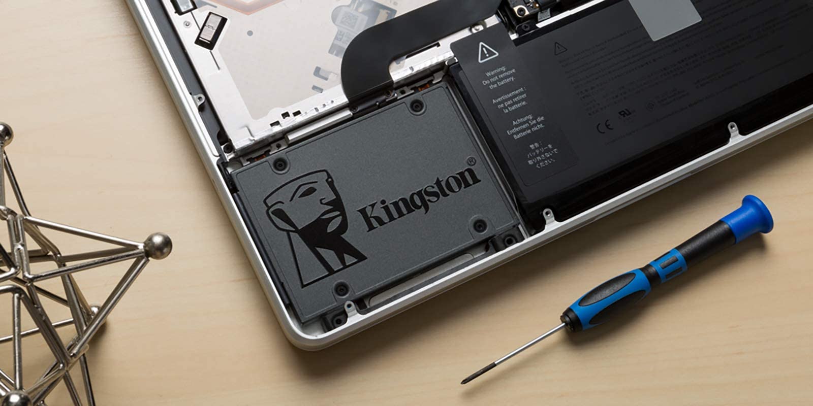 Kingston SSD A400 240GB SATA 3 (6Gb/s) 2.5" Lectura: 500MB/s y Escritura: 350MB/s (SA400S37/240G)