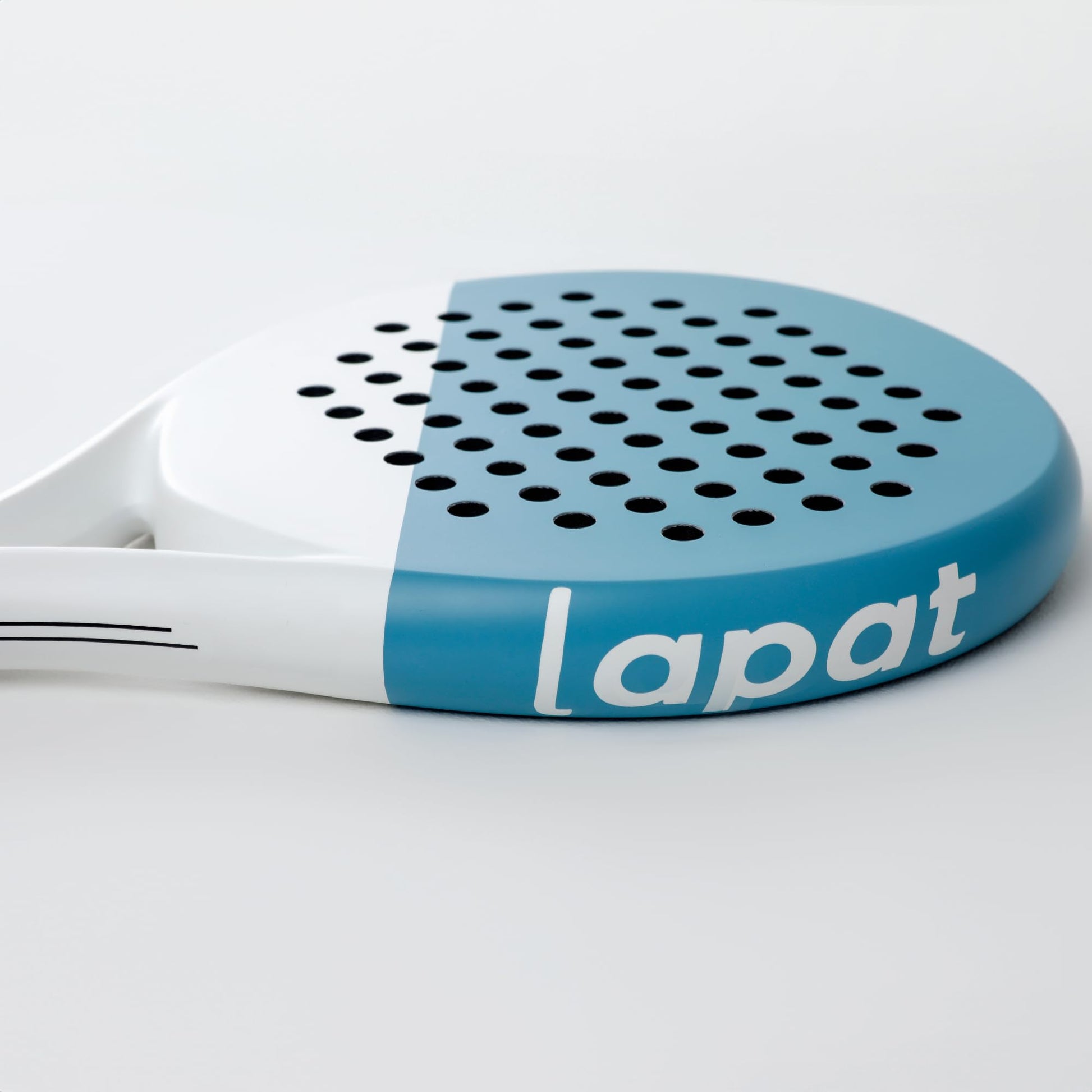 LAPAT Pala de Padel con Funda - Superficie de Carbono con Memory Foam EVA - Raqueta de Padel Ligeras (Azul Retro Nueva)