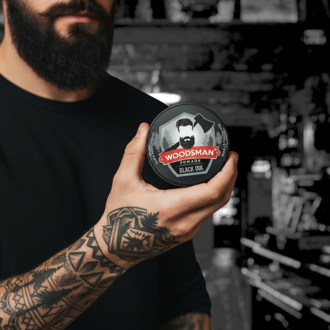 Woodsman - Pomada Negra Para Cabello Y Barba Cubre Canas, Matiza y Da Intensidad al Cabello Negro 113g