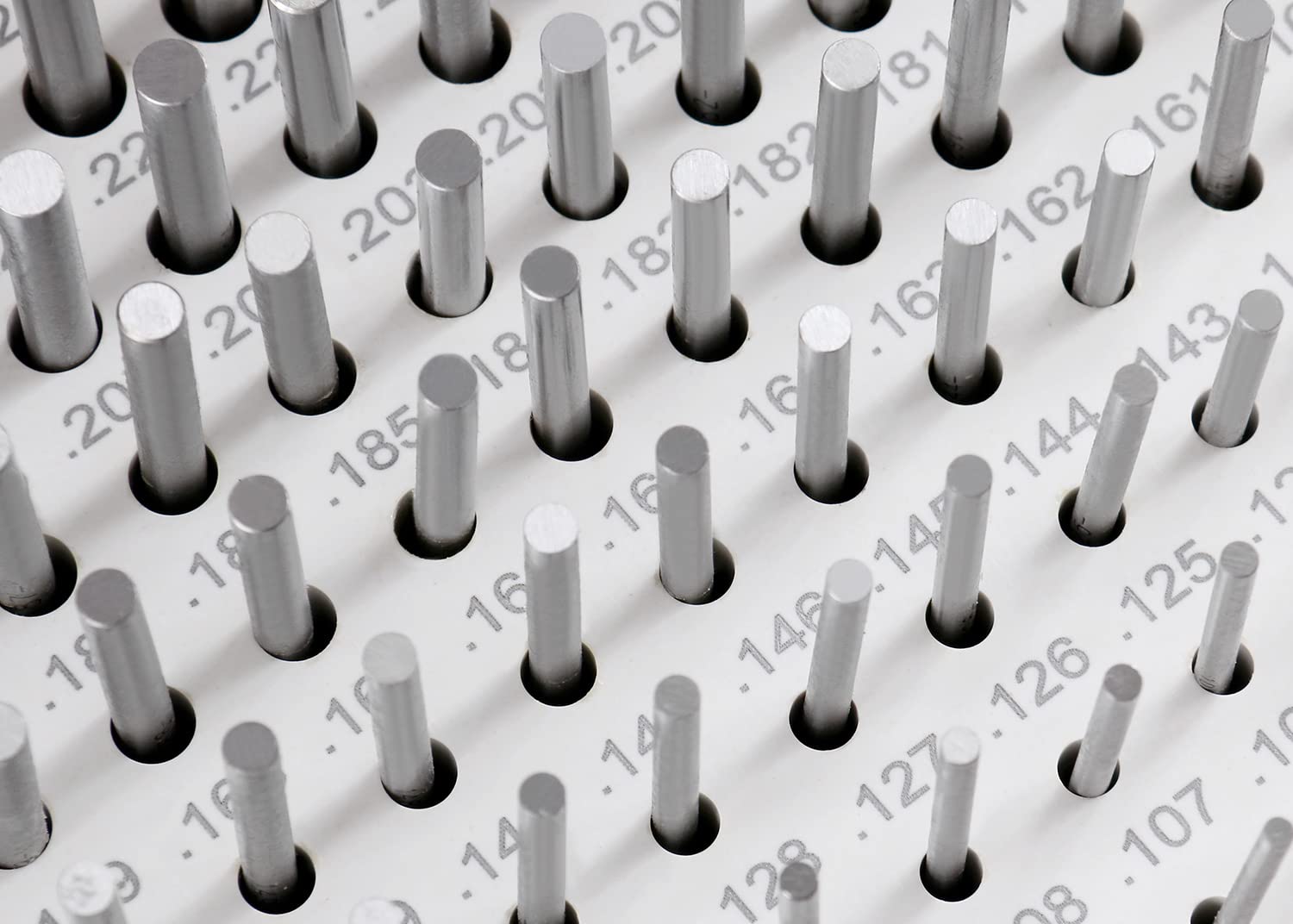 Accusize - 190 Pcs/Set M1(-) 0.061'' - 0.250'' Steel Plug Pin Gage Set Minus, M1(-)