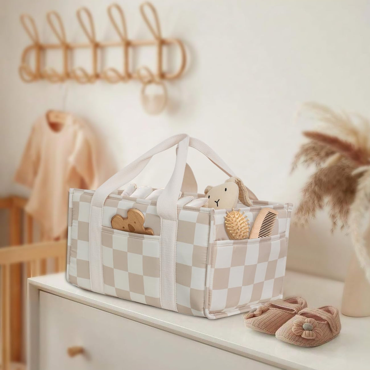 lethooly - Organizador de pañales para bebé, elegante cesta de almacenamiento para artículos esenciales para recién nacidos y estación de pañales, imprescindible para la lista de bebés (beige)