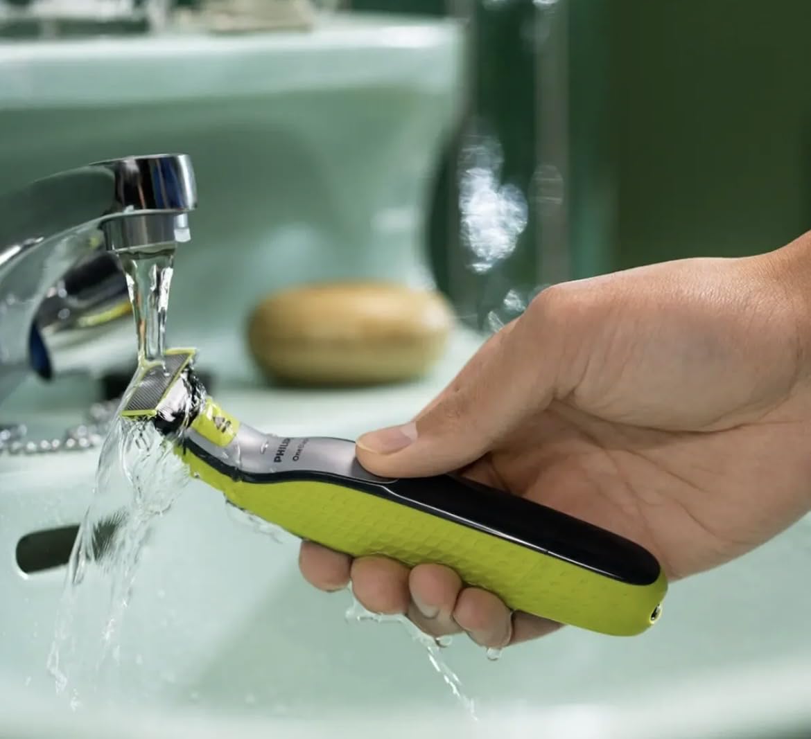 Rasuradora Philips OneBlade Cara Y Cuerpo Recargable QP2834/50
