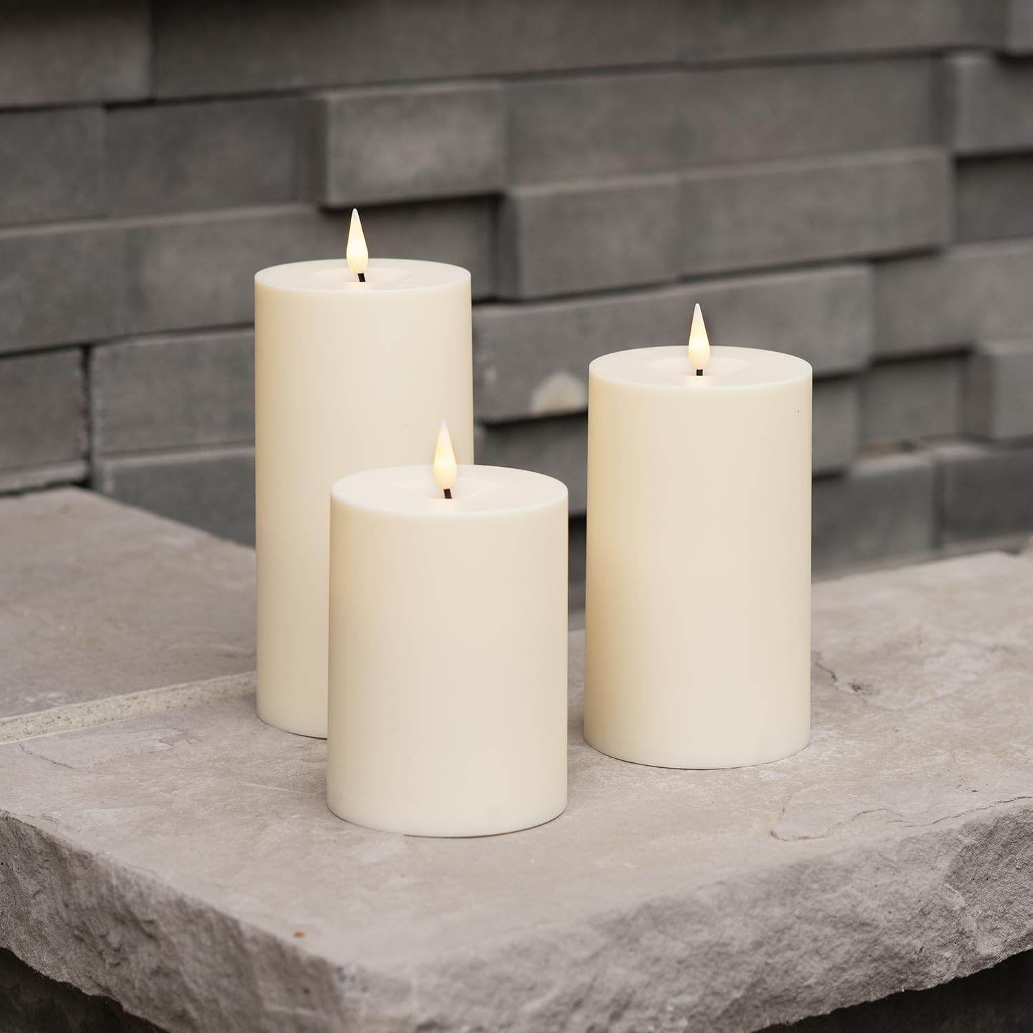 LampLust - Velas sin llama para exteriores, impermeables, paquete de 3, 3 x 4, 3 x 5, 3 x 6 pulgadas, juego de velas LED parpadeantes con control remoto y temporizador incluidos, funciona con pilas,