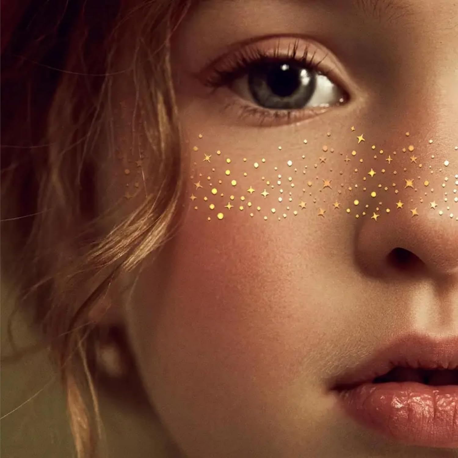 Glitter Pecas Cara Tatuaje, Tatuajes Temporales Pecas de Glitter para la Cara, 6pcs Gold Sparkle Pecas, Cara Glitter Parches de Maquillaje