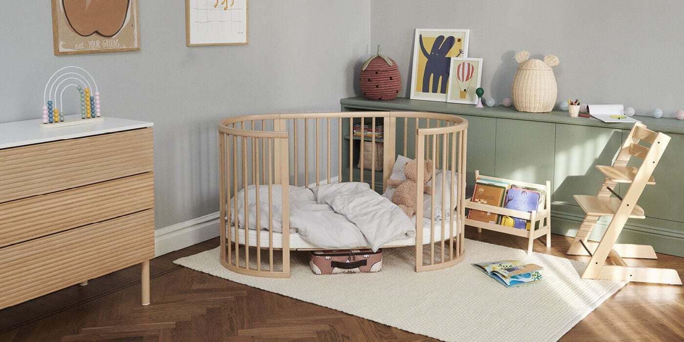 Stokke Extensión de Cama para la Sleepi V3, Blanca - Convierte la Sleepi Mini en una Cama Sleepi - Extiende la Cama hasta 141 cm - para niños de hasta 5 años - El colchón se Vende por Separado