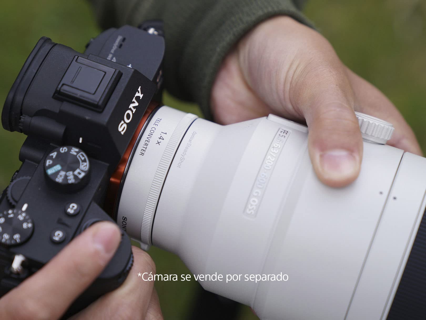 Sony Lente G Telefoto Zoom, con Estabilizador Steady Shot Óptico SEL200600G