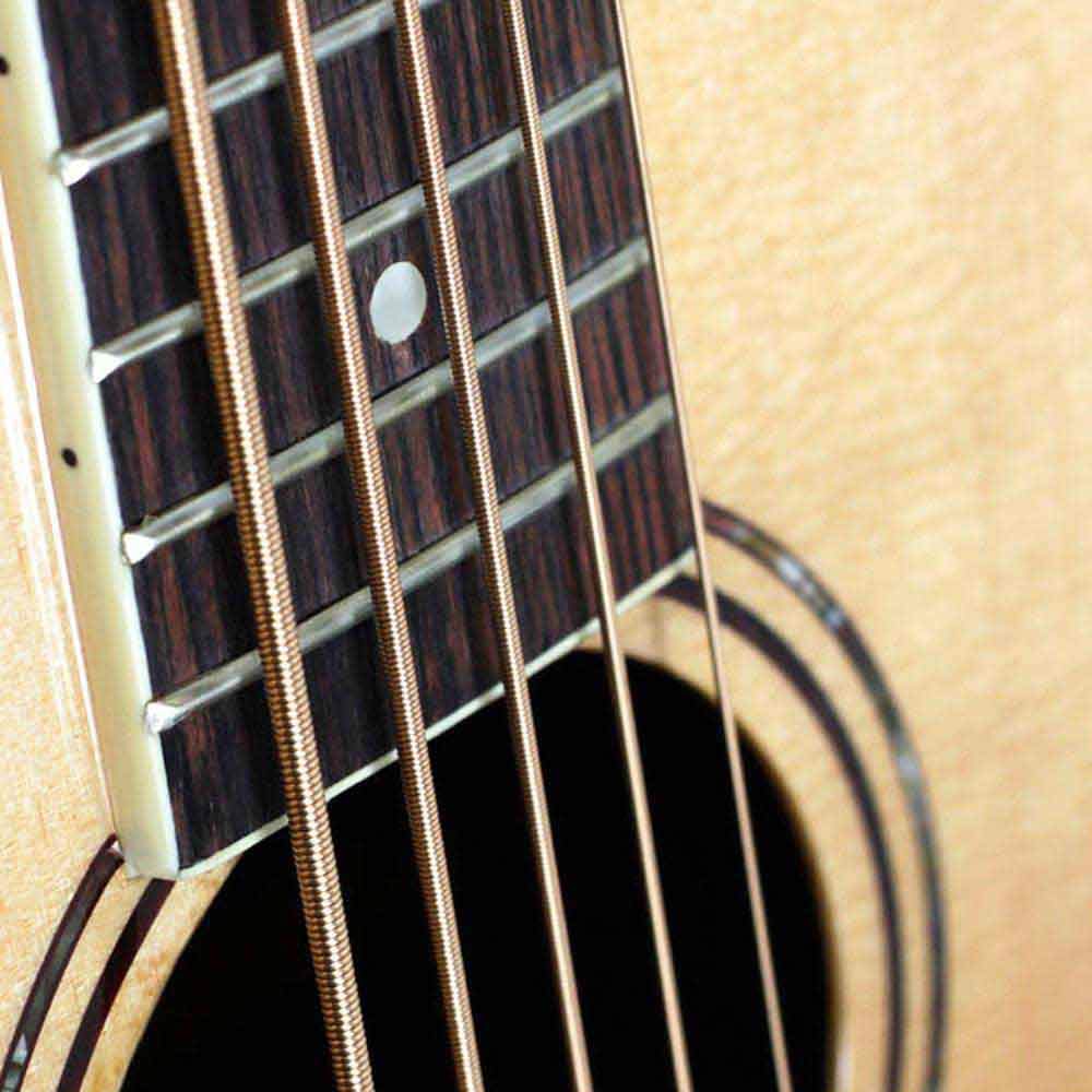 Bajo Electroacústico de 5 cuerdas La Sevillana B-1005CEQ color natural