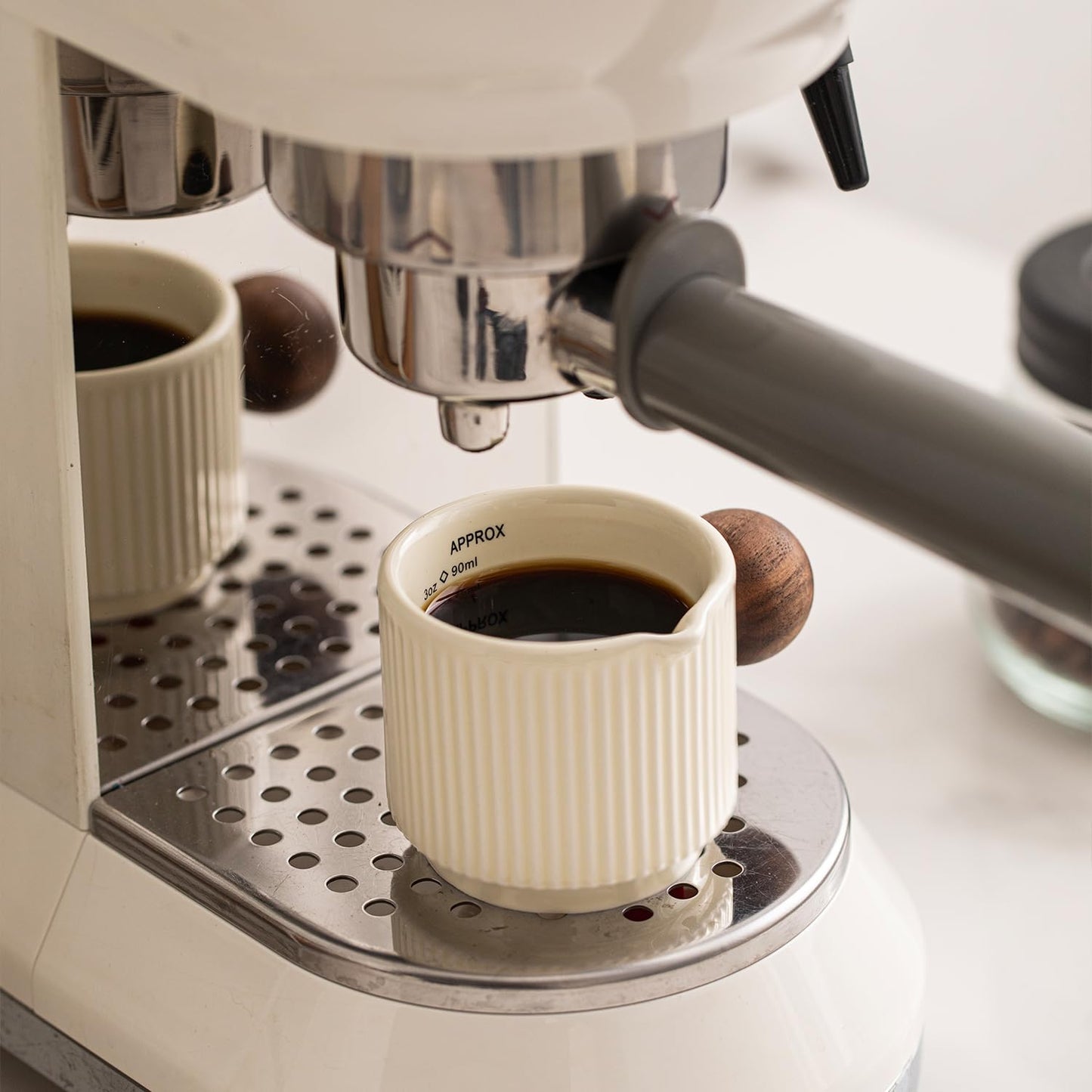 Tazas de Café Espresso de Cerámica KEMORELA Blanca con Boquillas y Asas 90 ml